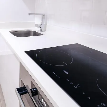Oura V2 - Flores Villa *