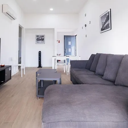 Oura V2 - Flores Villa *