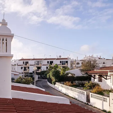 Oura V2 - Flores * Albufeira