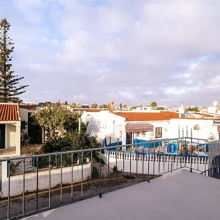 Oura V2 - Flores Villa *